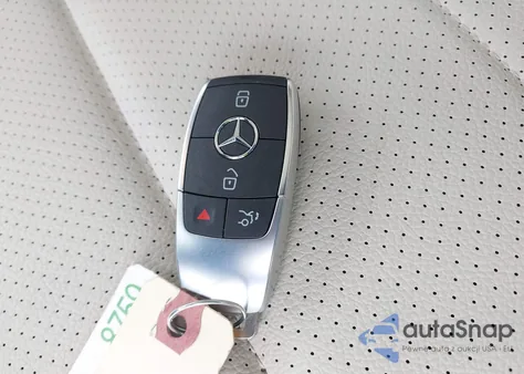 2022 Mercedes-Benz Gle 350 4Matic z USA, uszkodzony, nr VIN 4JGFB4KB1NA746481